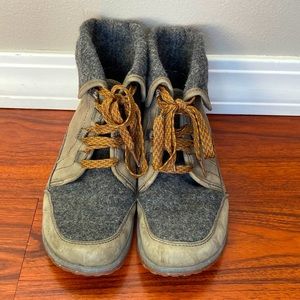 Chaco Barbary boots size 8.5